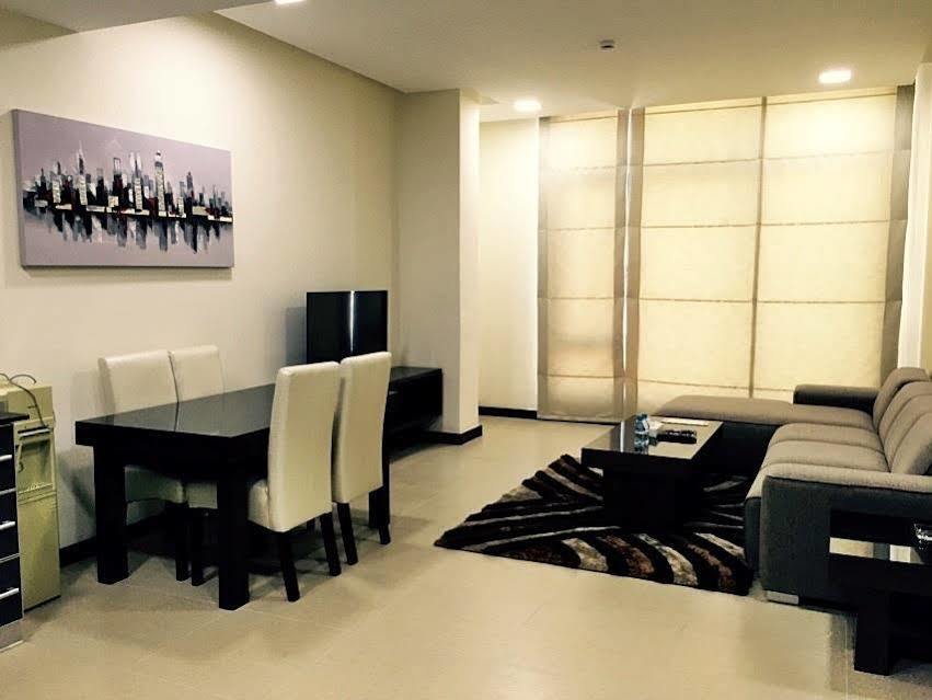 Belle Tower Luxury Apartments Manama Exteriör bild
