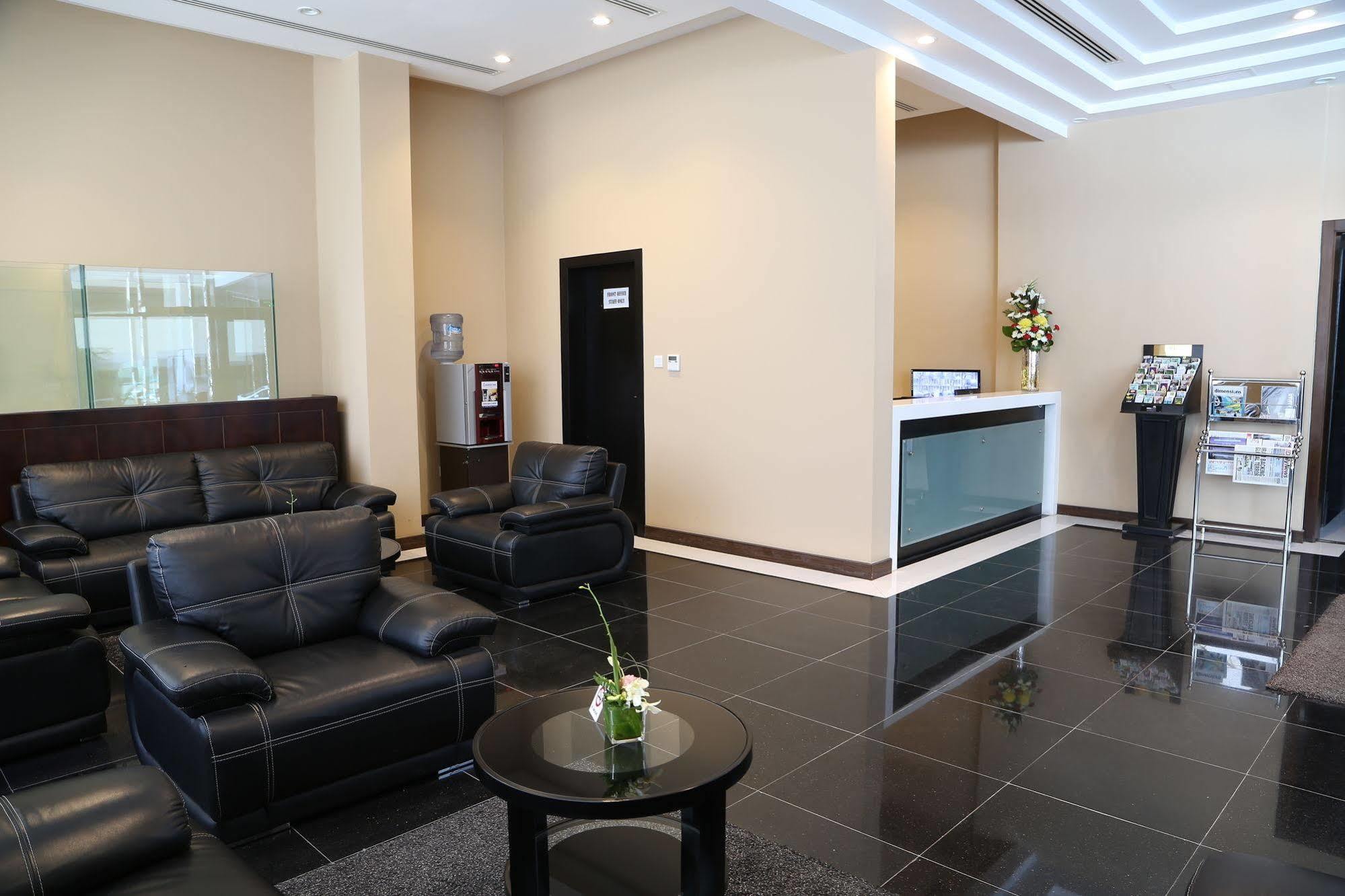Belle Tower Luxury Apartments Manama Exteriör bild